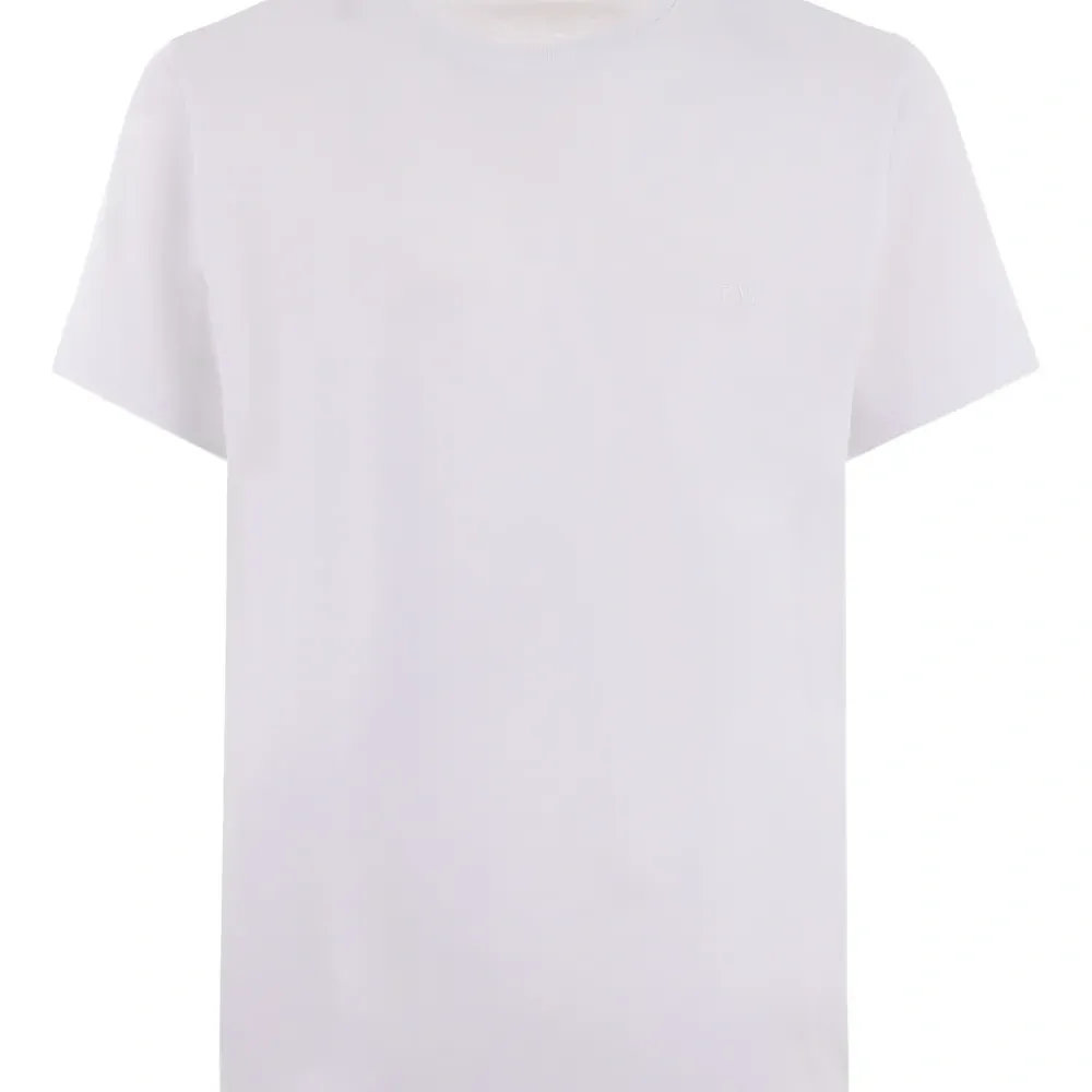 Футболка с вышитым логотипом