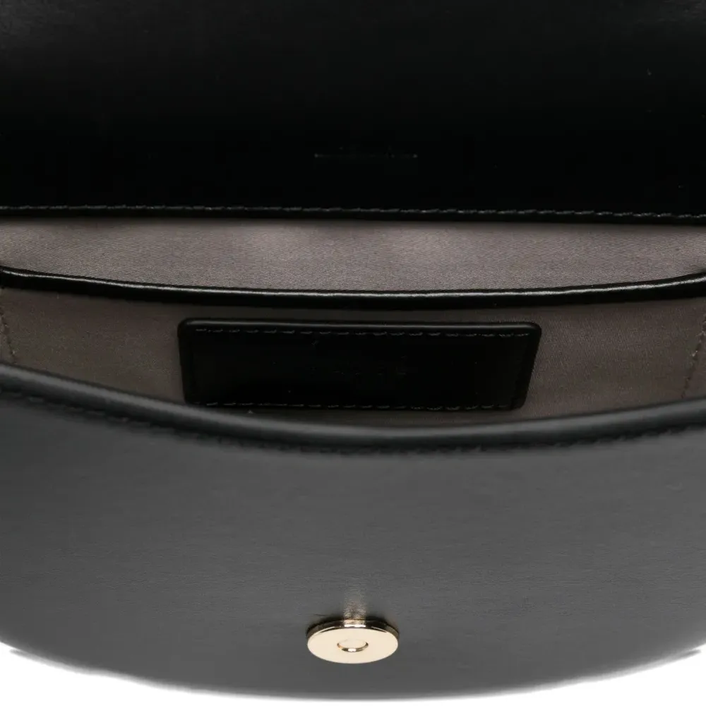 Полукруглая сумка на плечо Полукруглая сумка на плечо