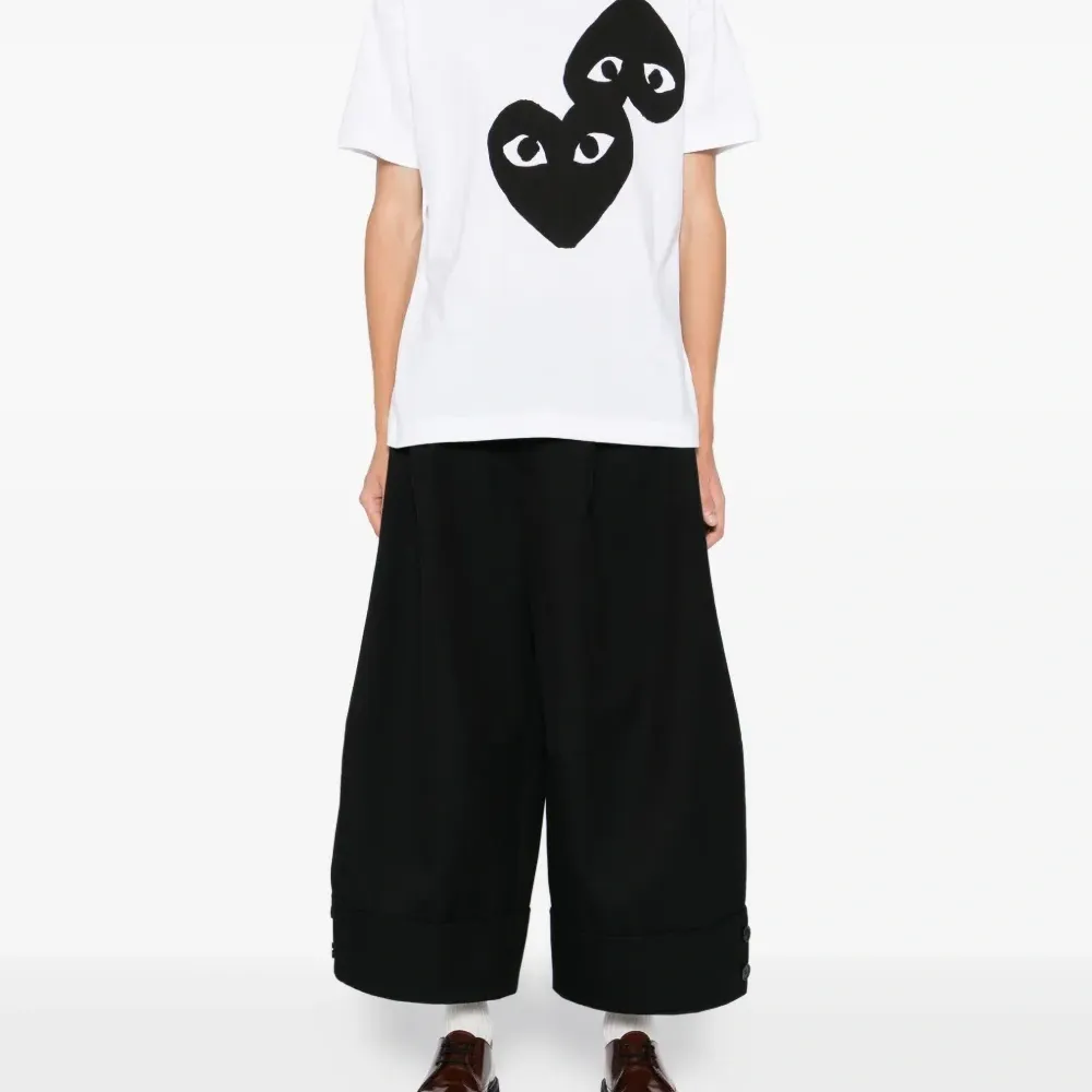 Футболка с принтом в виде сердца