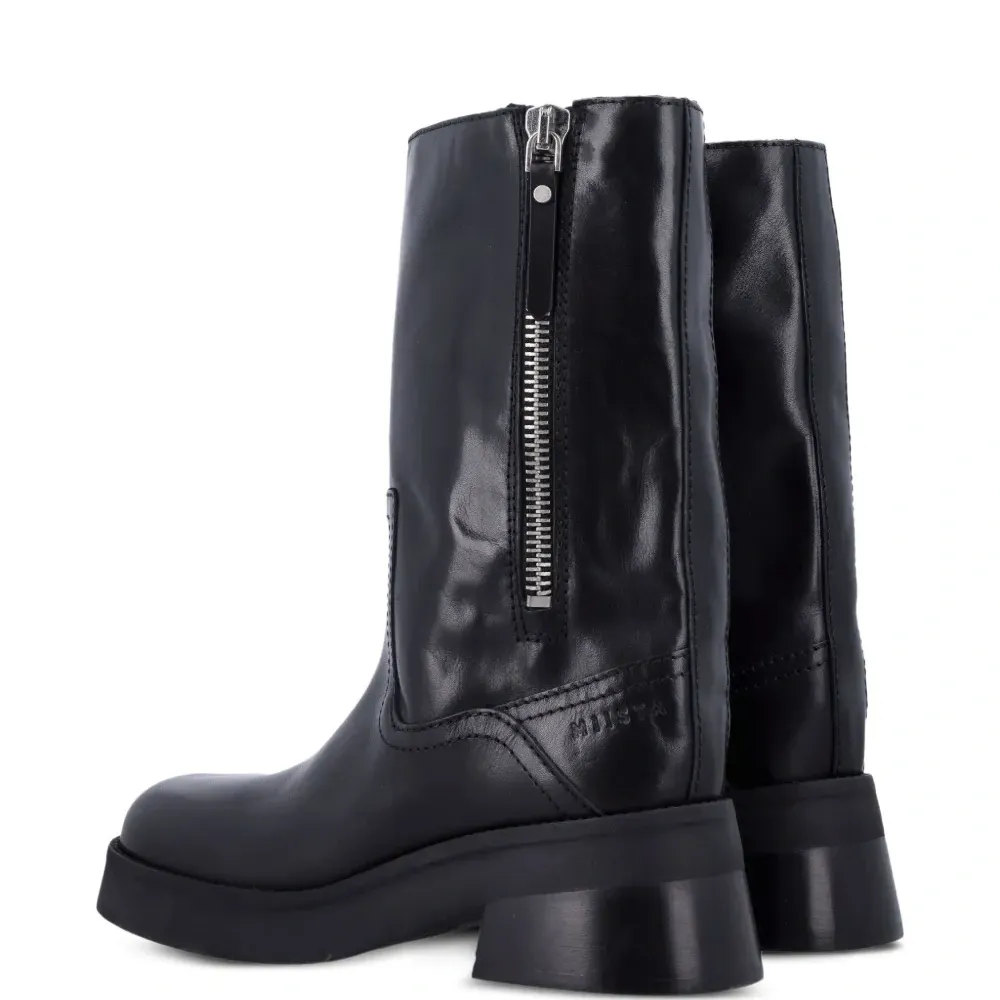 Сапоги Gunda с молнией