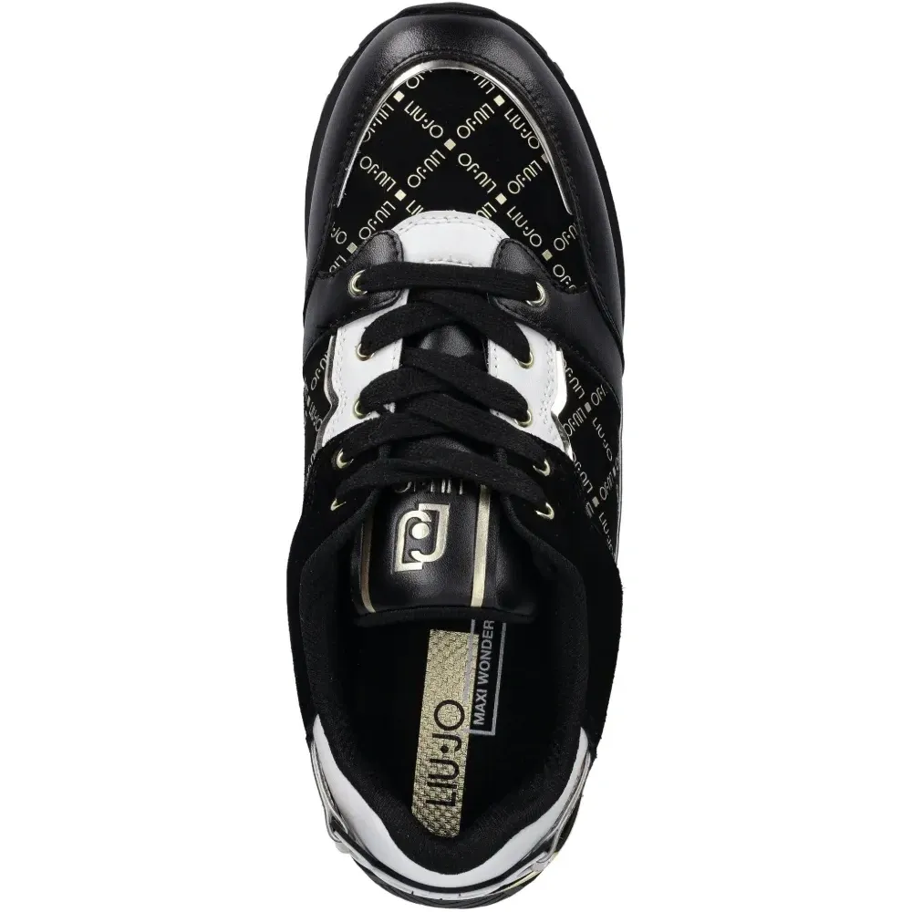 Кроссовки с логотипом