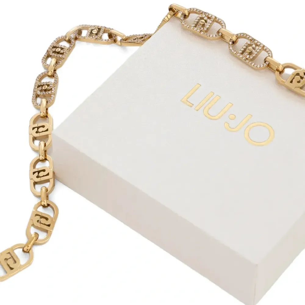 Ожерелье с украшением в виде логотипа