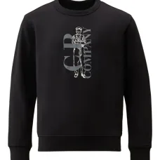 Свитер с графичным принтом