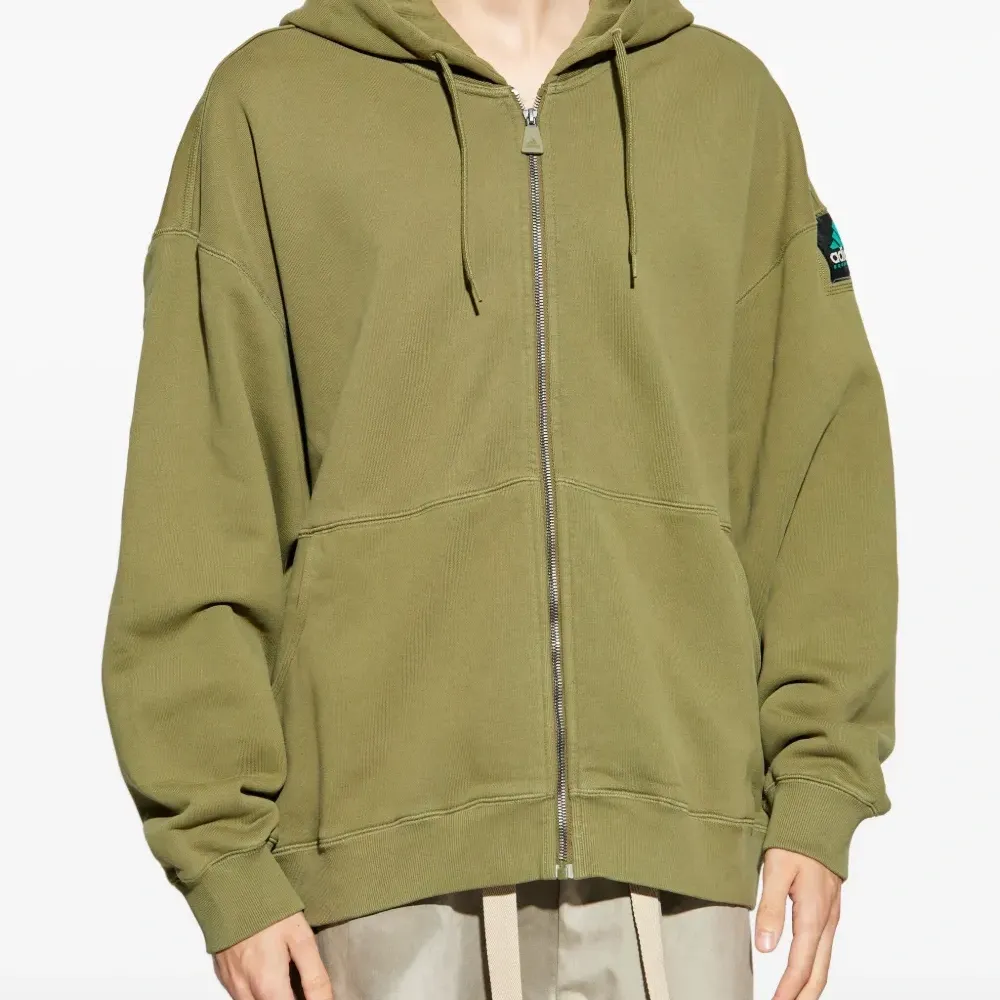 Худи на молнии с нашивкой-логотипом