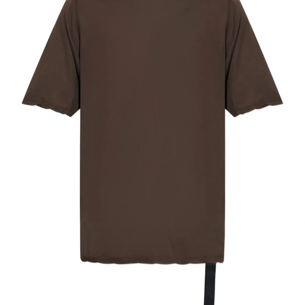 Футболка с декоративными швами