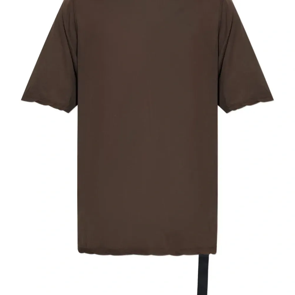 Футболка с декоративными швами