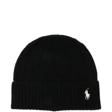 Шерстяная шапка бини фактурной вязки