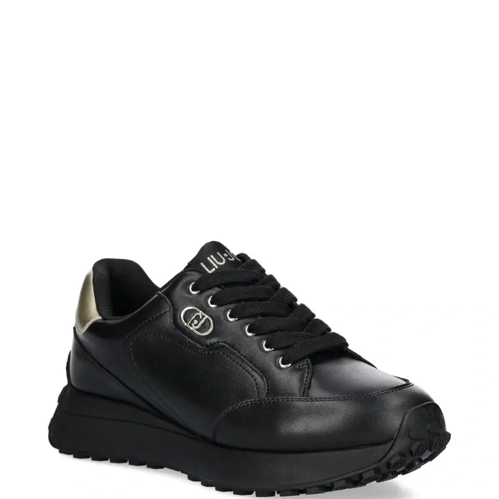 Кроссовки с логотипом