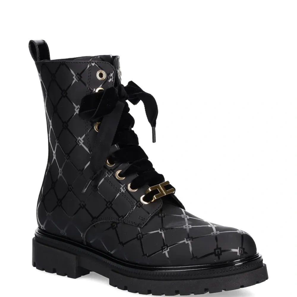 Кожаные ботинки