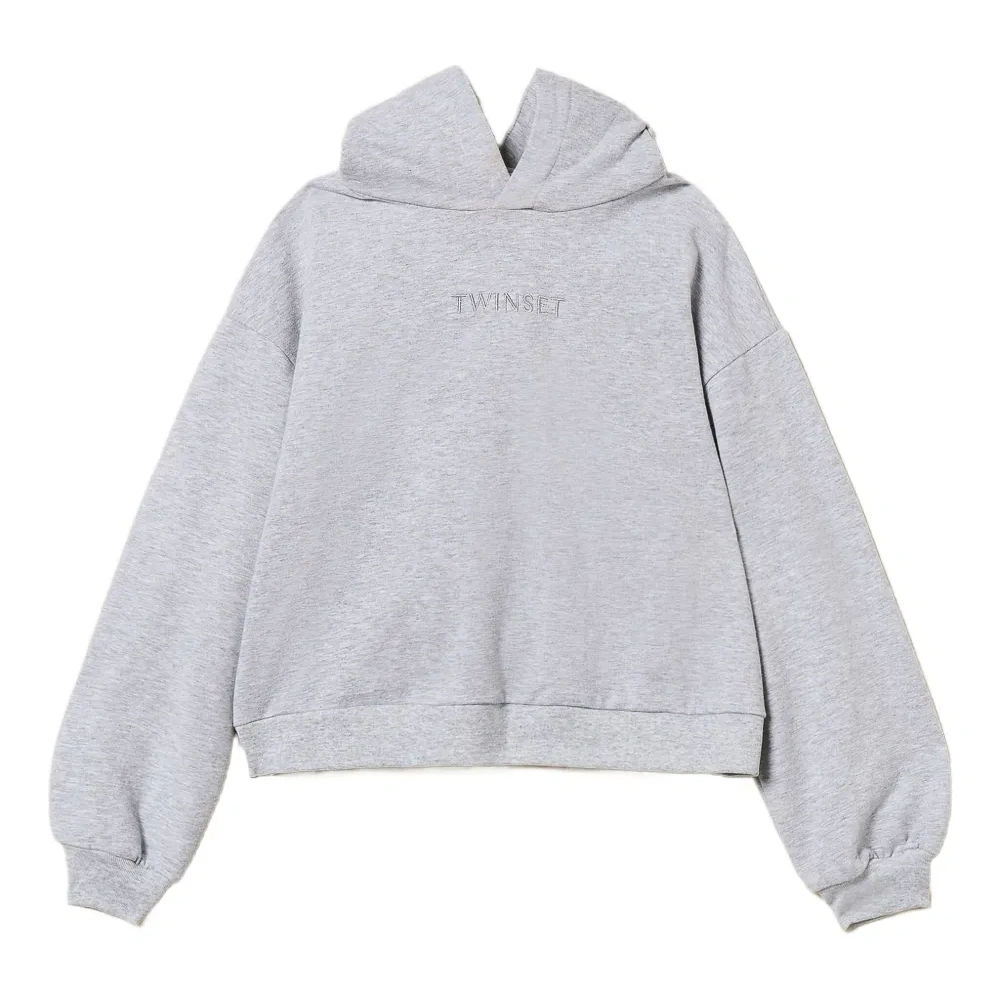 Худи с вышитым логотипом