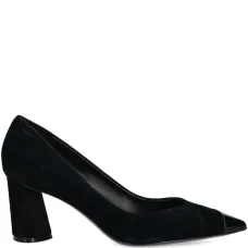 Туфли с заостренным носком