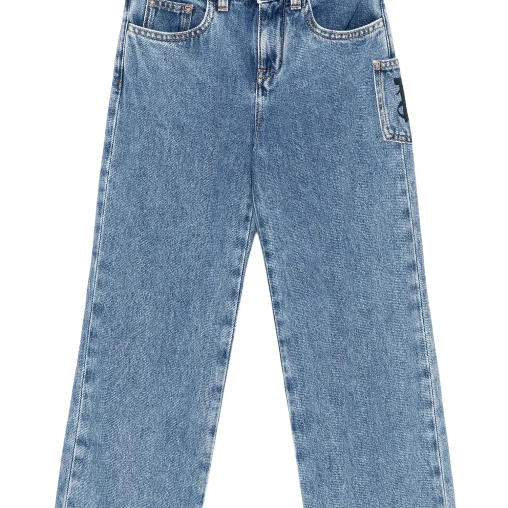 Джинсы с вышитым логотипом