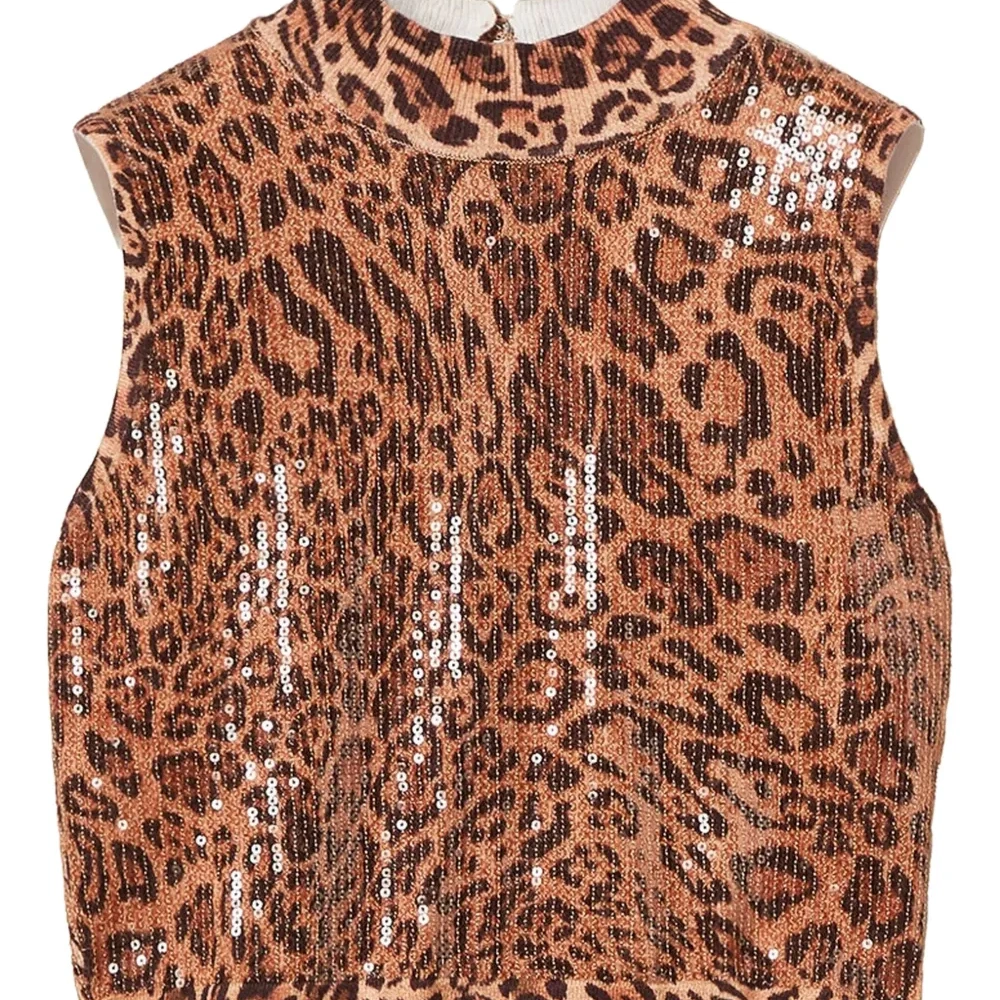 Топ с пайетками и леопардовым принтом Топ с пайетками и леопардовым принтом