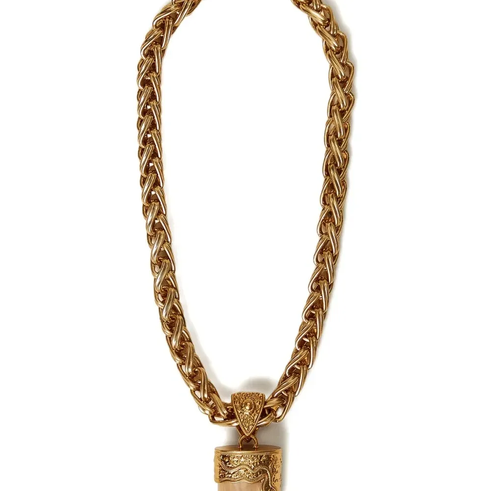 Колье с подвеской