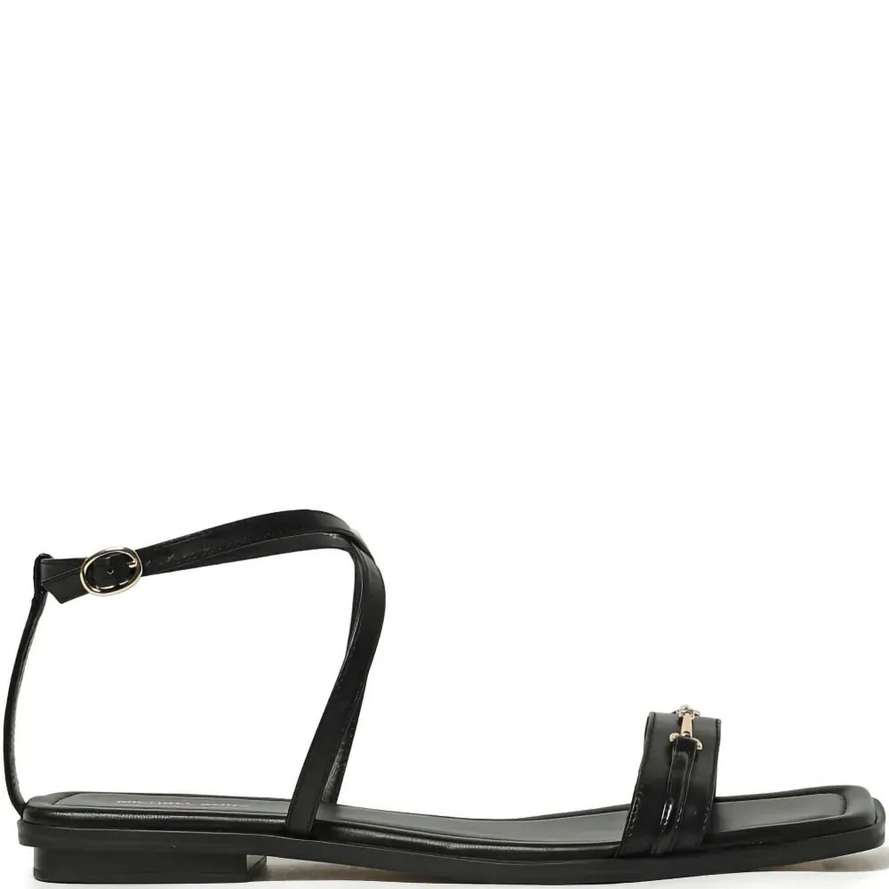 Сандалии с перекрестными ремешками