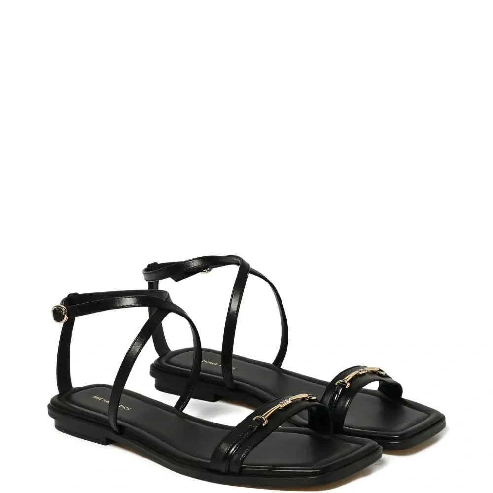 Сандалии с перекрестными ремешками