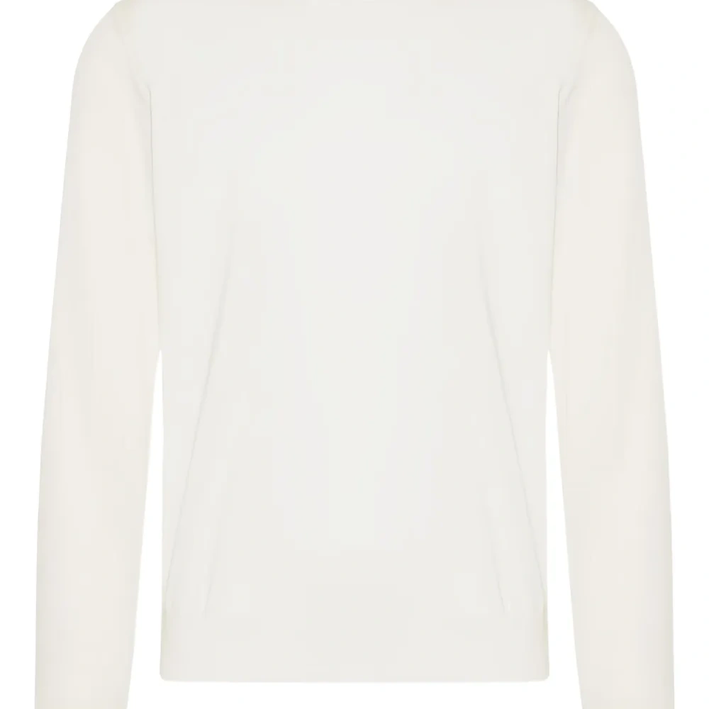 Свитер с круглым вырезом