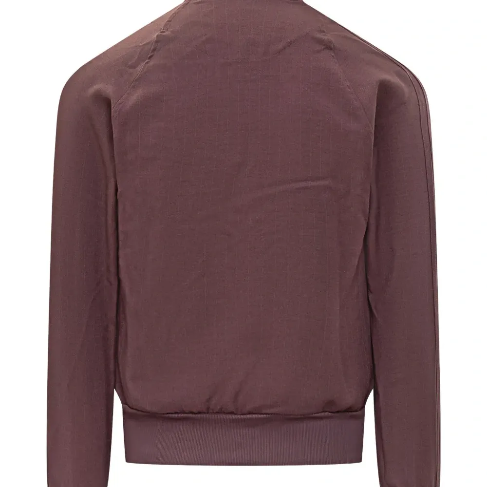 Спортивная толстовка с логотипом