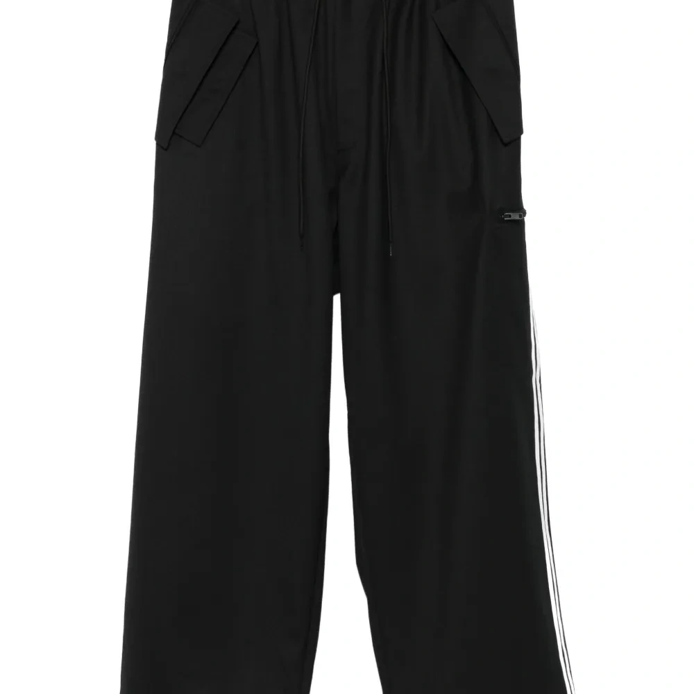 Спортивные брюки с полосками