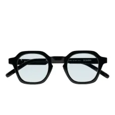 Солнцезащитные очки в квадратной оправе