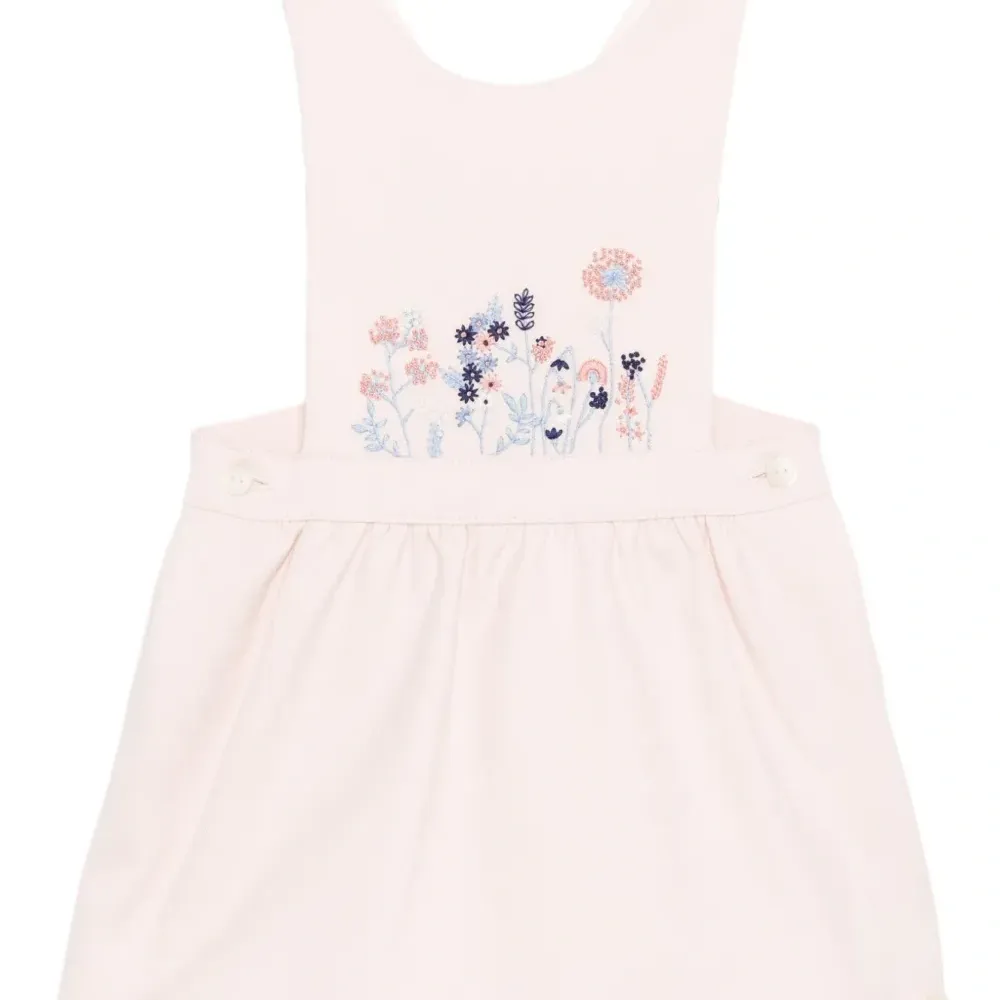 Платье с цветочной вышивкой