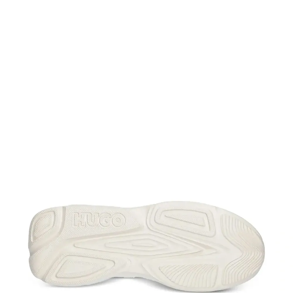 Кроссовки с логотипом