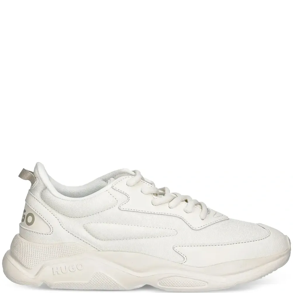 Кроссовки с логотипом