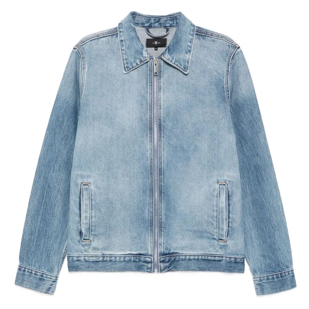 Джинсовая куртка на молнии