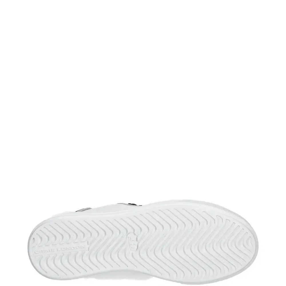 Суперлегкие кроссовки на шнуровке