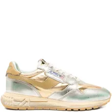 Кроссовки с эффектом металлик