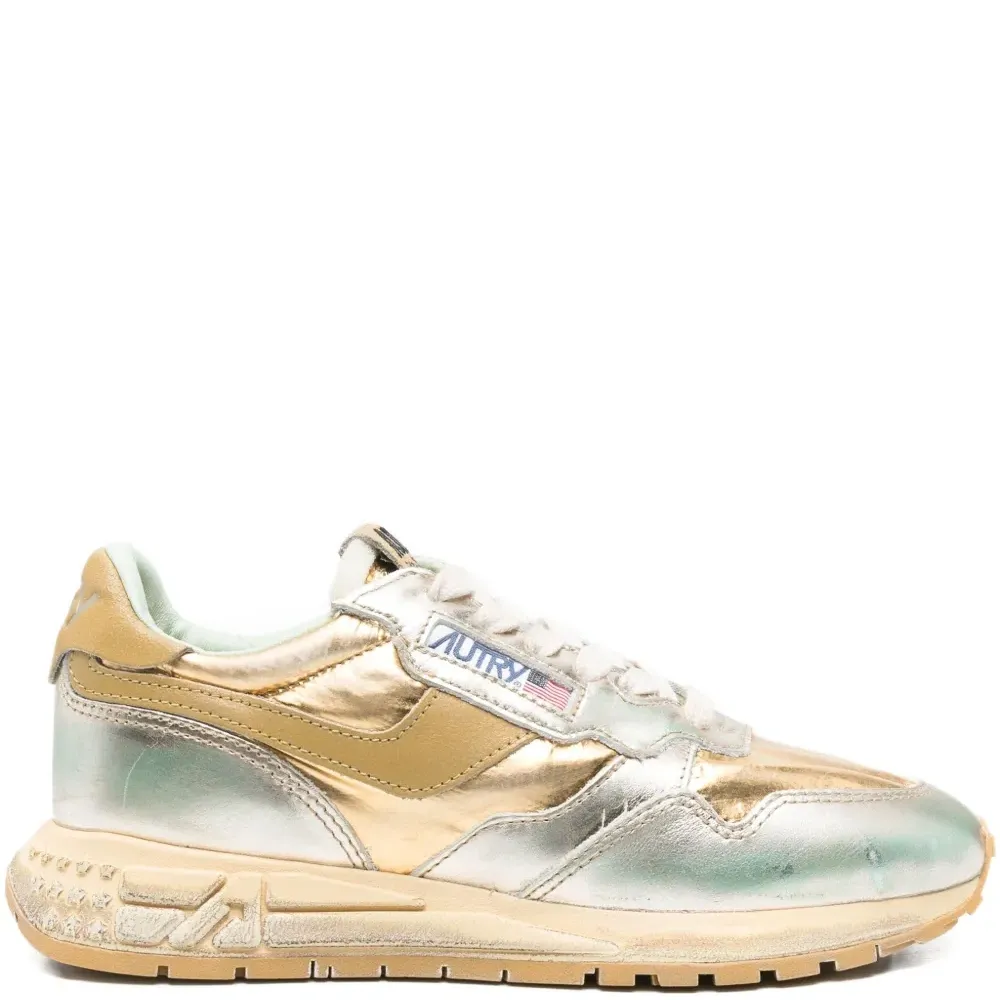 Кроссовки с эффектом металлик Кроссовки с эффектом металлик