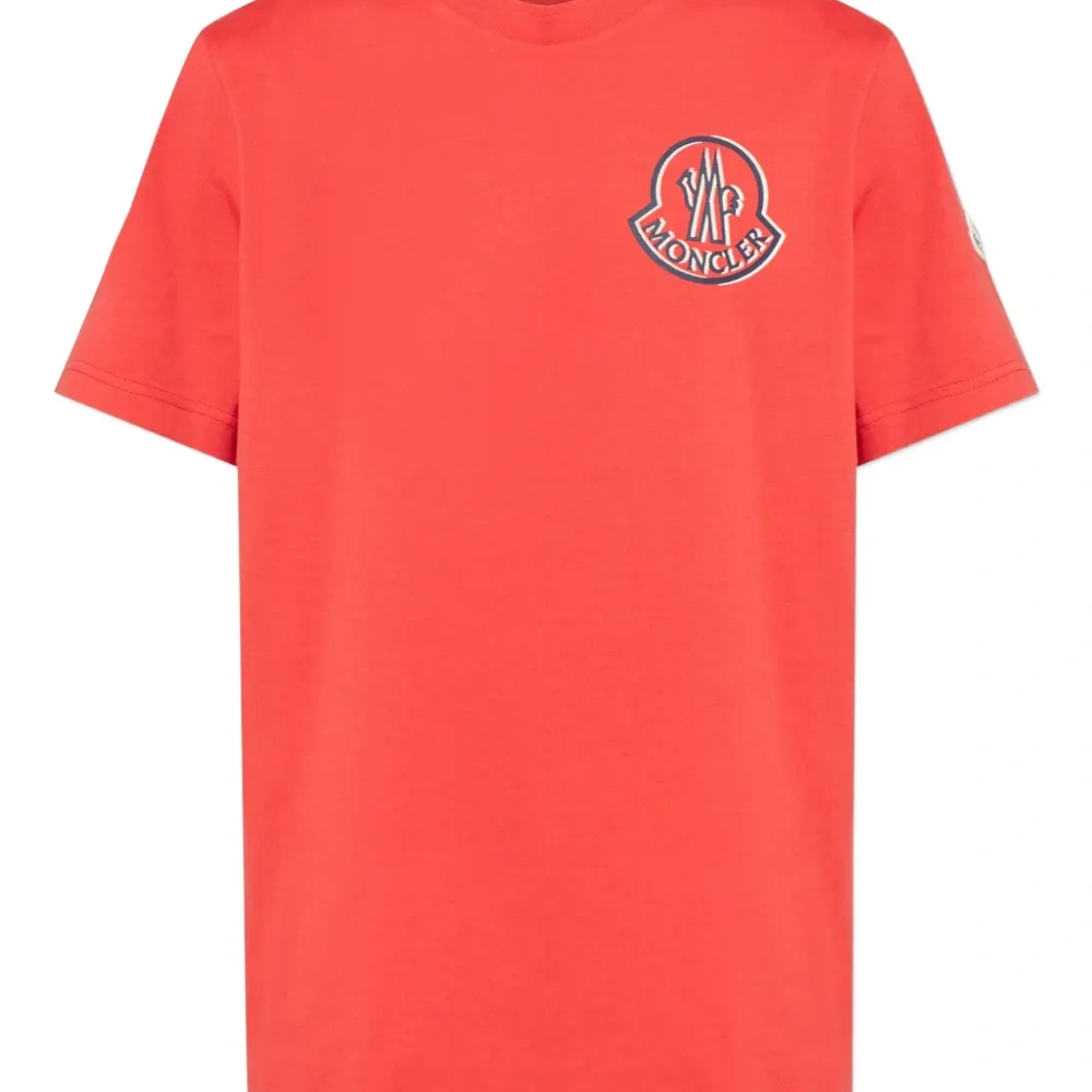 Футболка с логотипом