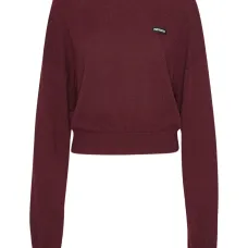 Свитер с круглым вырезом