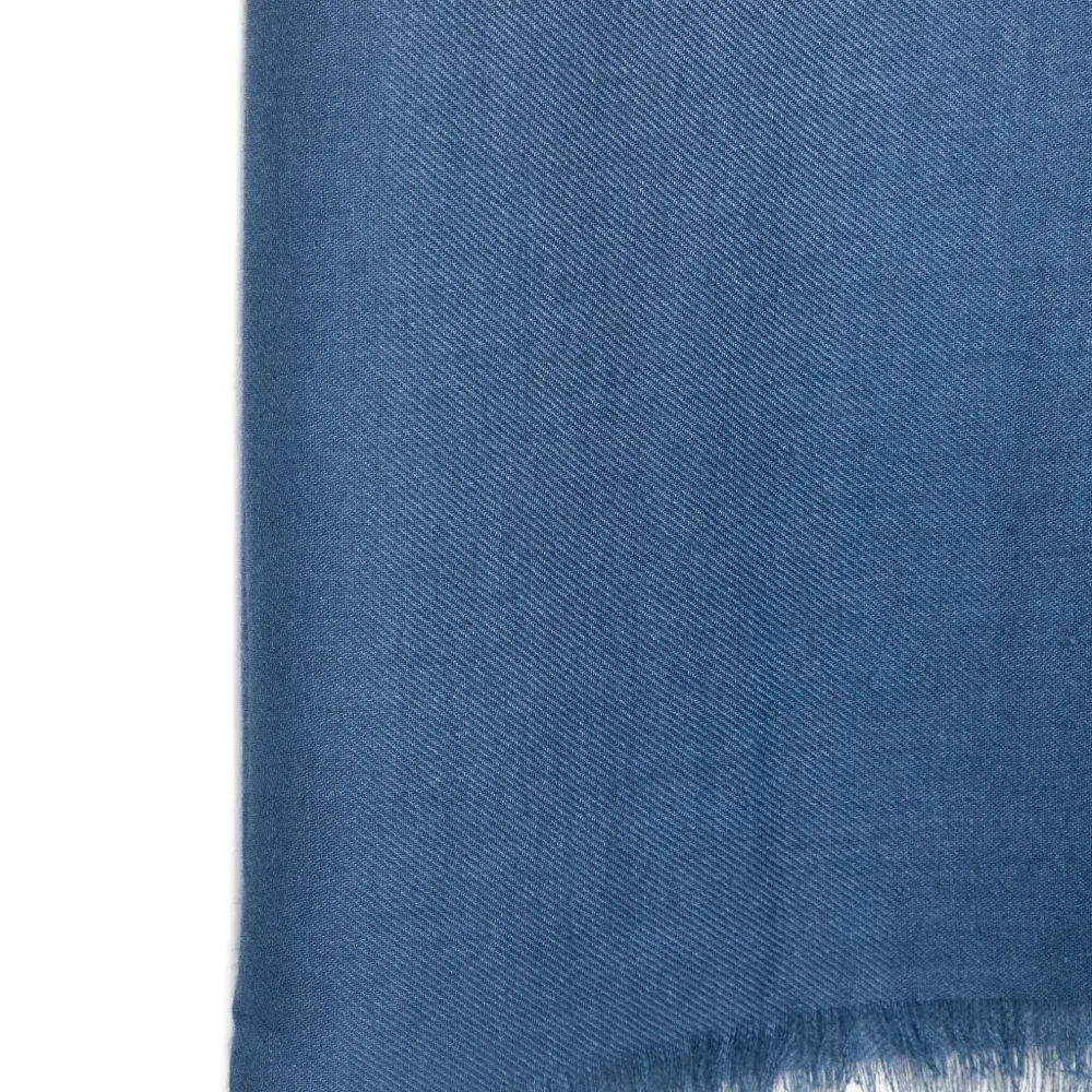 Шарф с эффектом омбре