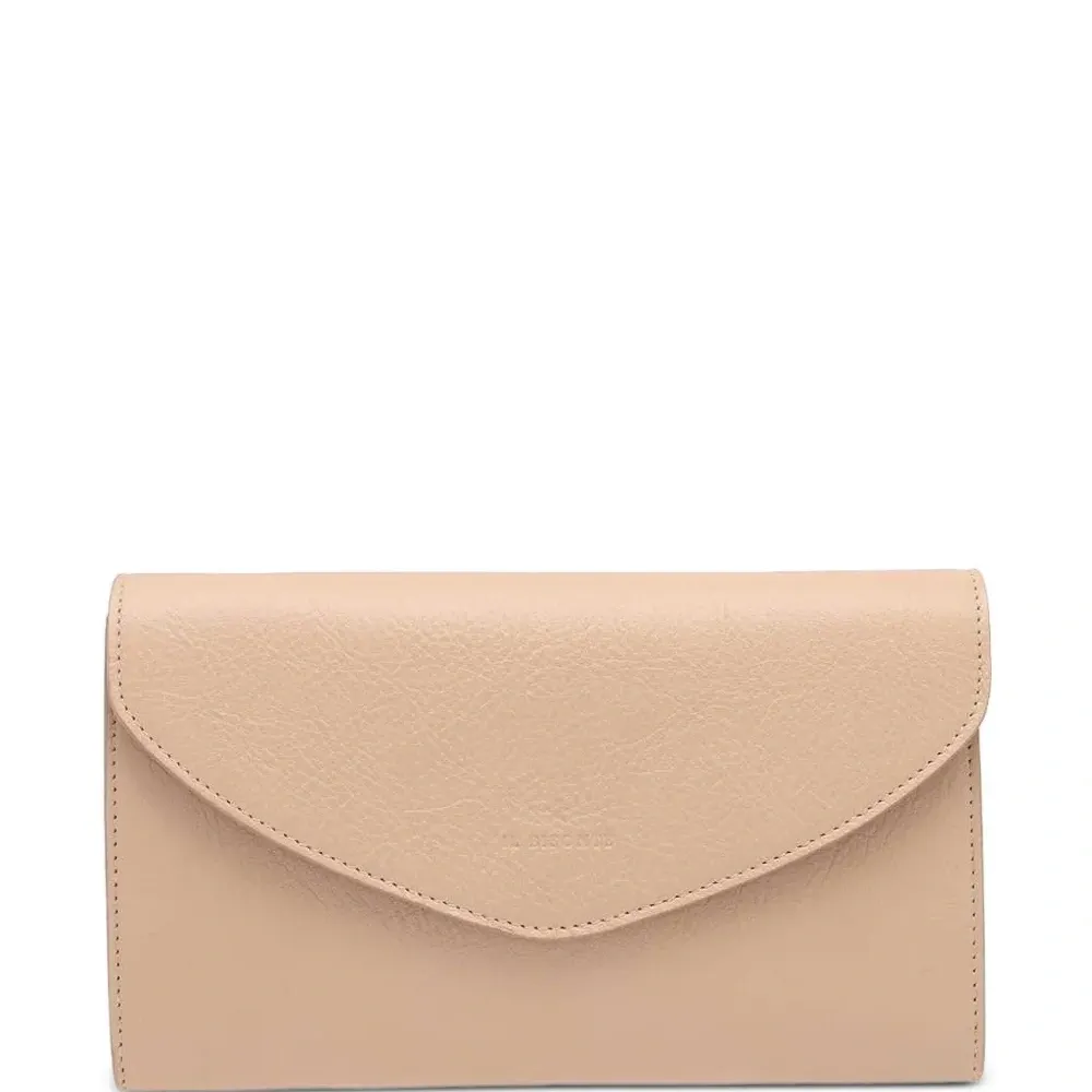 Клатч с откидным клапаном