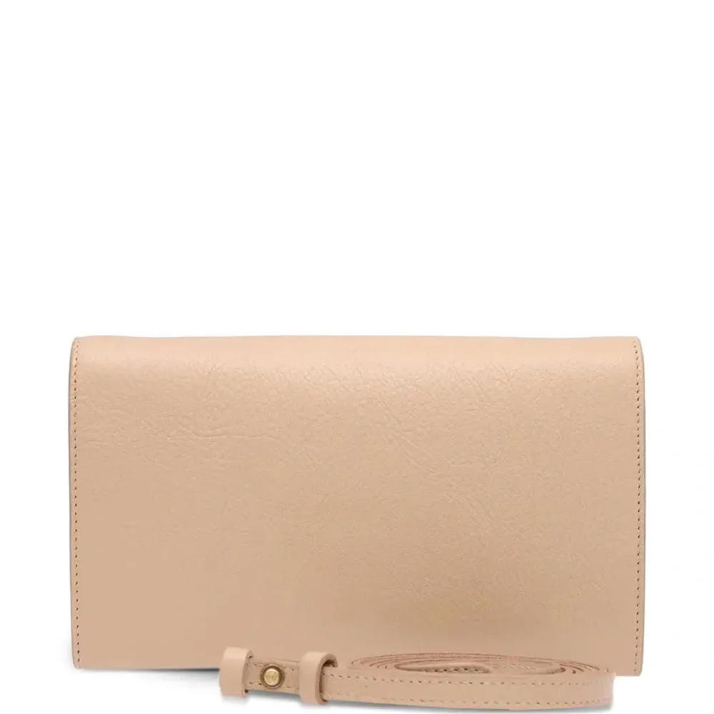 Клатч с откидным клапаном