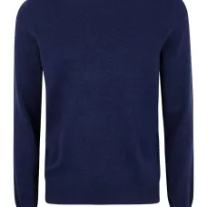 Свитер с круглым вырезом