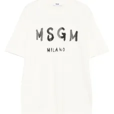 Футболка с логотипом