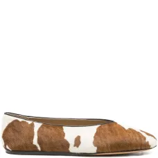 Туфли на плоской подошве