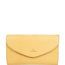 Клатч с клапаном на кнопке