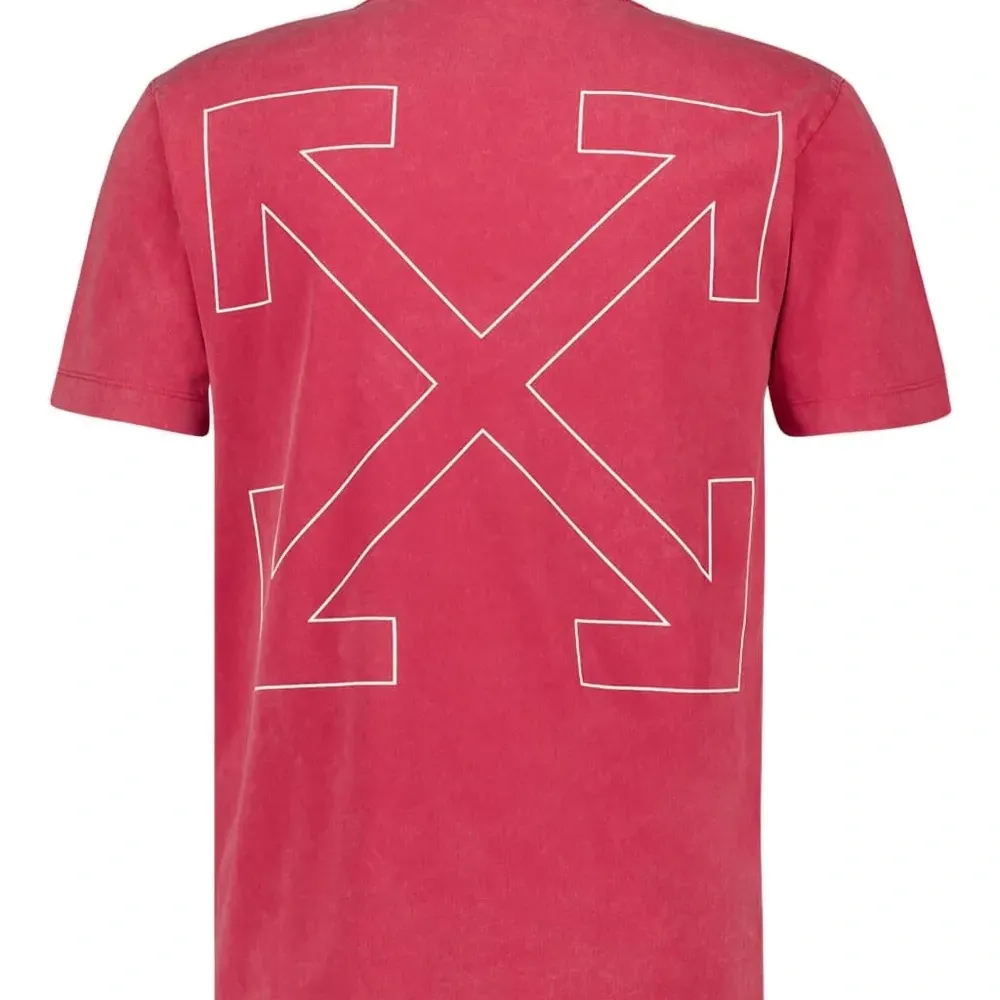 Футболка с логотипом