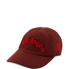 Бейсболка с изогнутым козырьком и вышивкой