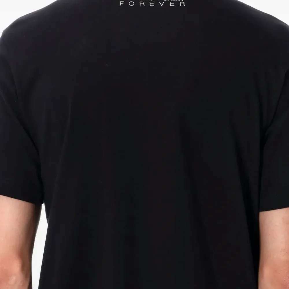 Футболка с логотипом