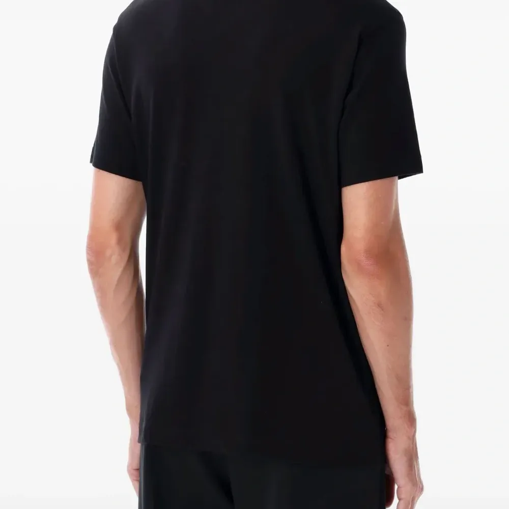 Футболка с логотипом