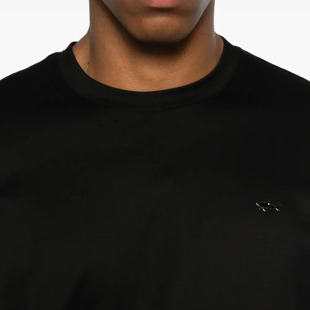 Футболка с вышитым логотипом Футболка с вышитым логотипом