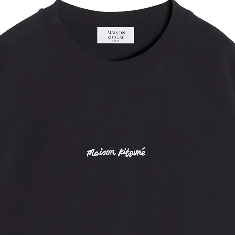 Толстовка с вышивкой