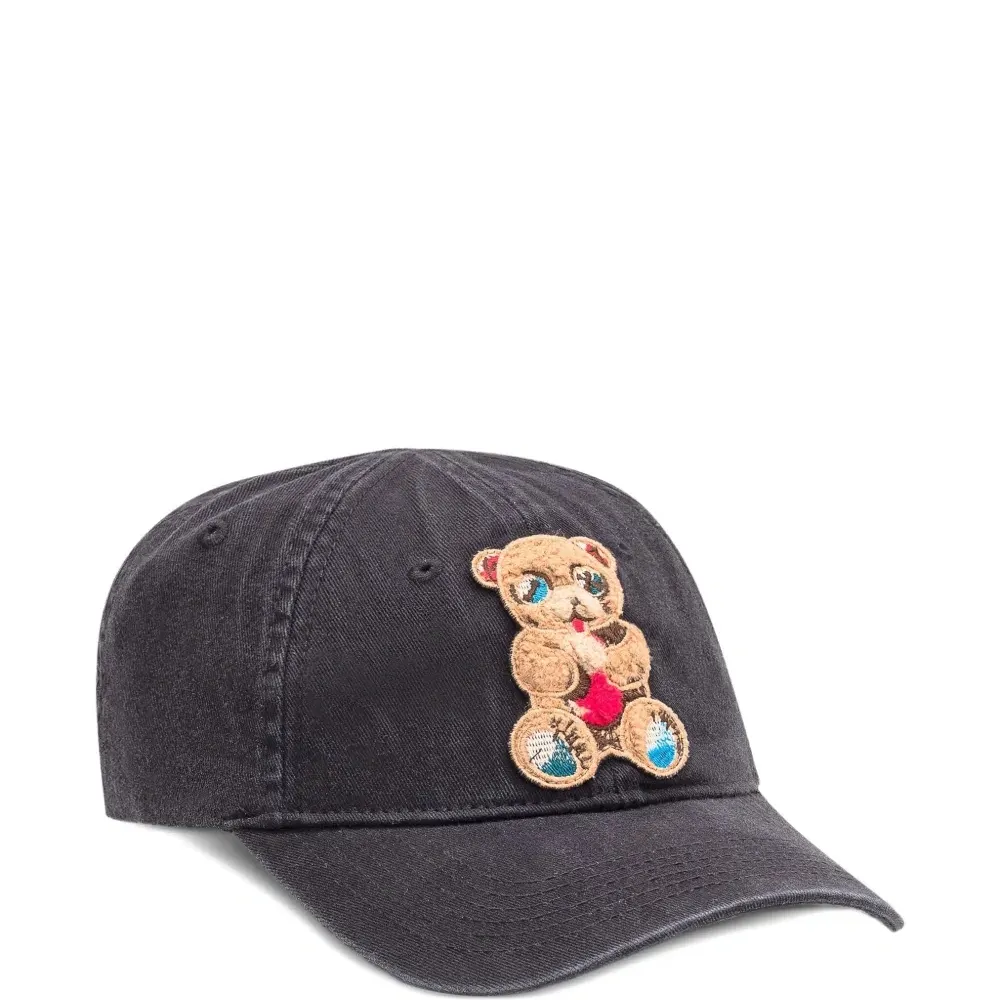 Кепка с вышивкой