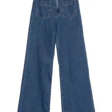 Джинсы с карманами