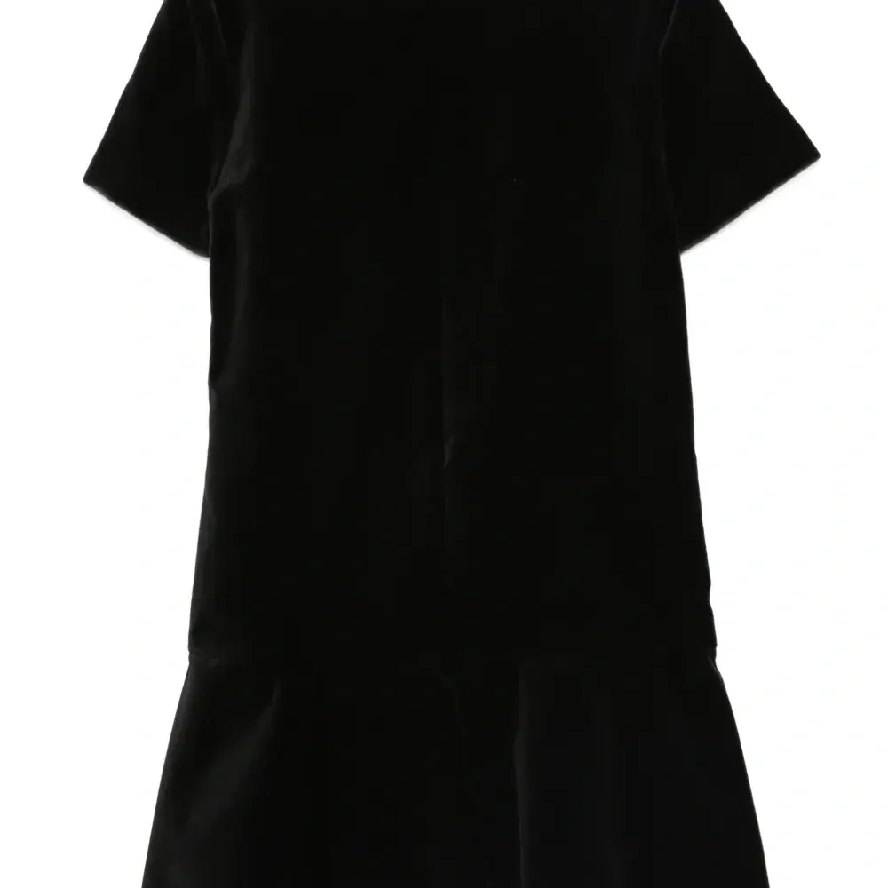 Бархатное платье с вышитым логотипом Бархатное платье с вышитым логотипом