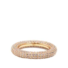 Кольцо, украшенное кристаллами